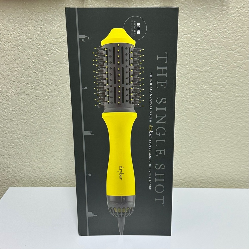 NEW IN BOX✨ Drybar Single Shot Round Blow Dry Dryer Brush Styling Tool 2.25